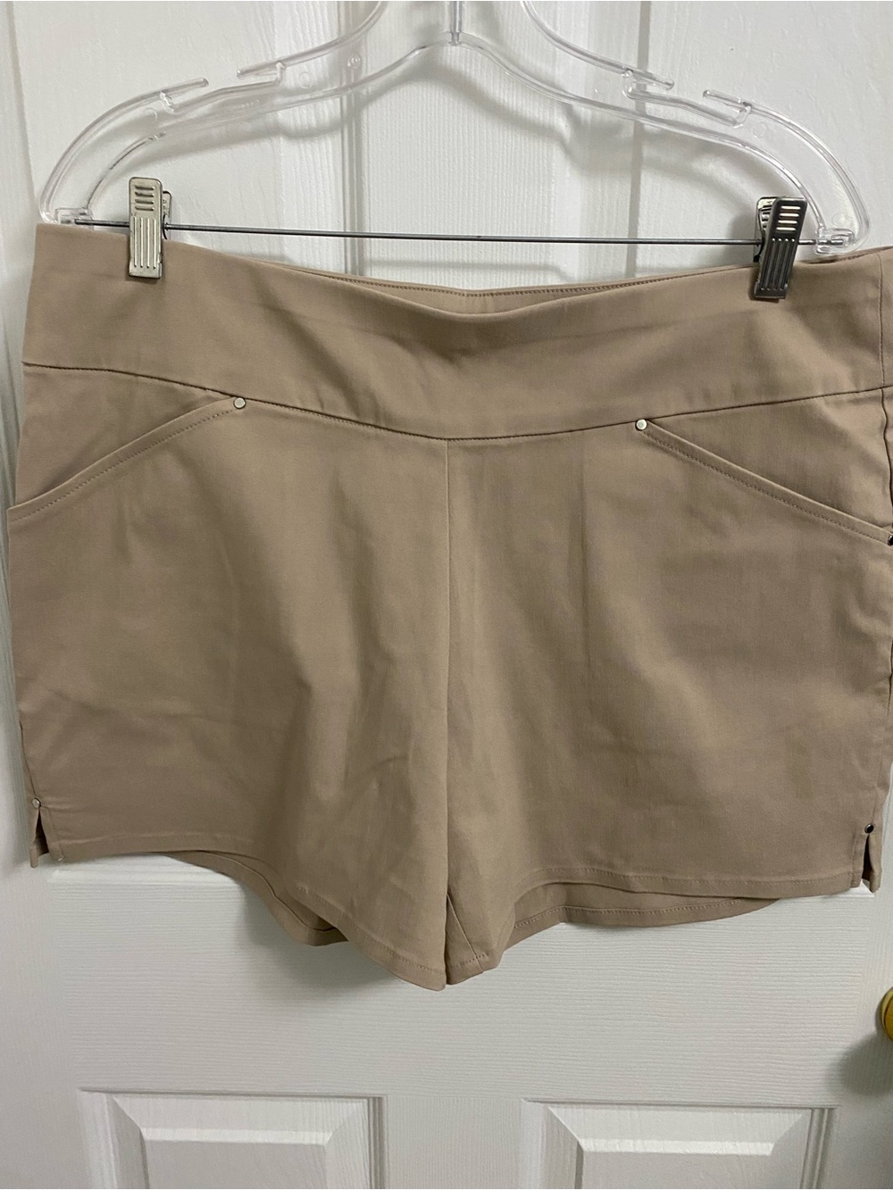 Beige Women's Pull-On Shorts